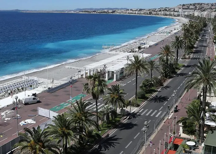 Bed and Breakfast Les Pieds dans l'Eau à Nice